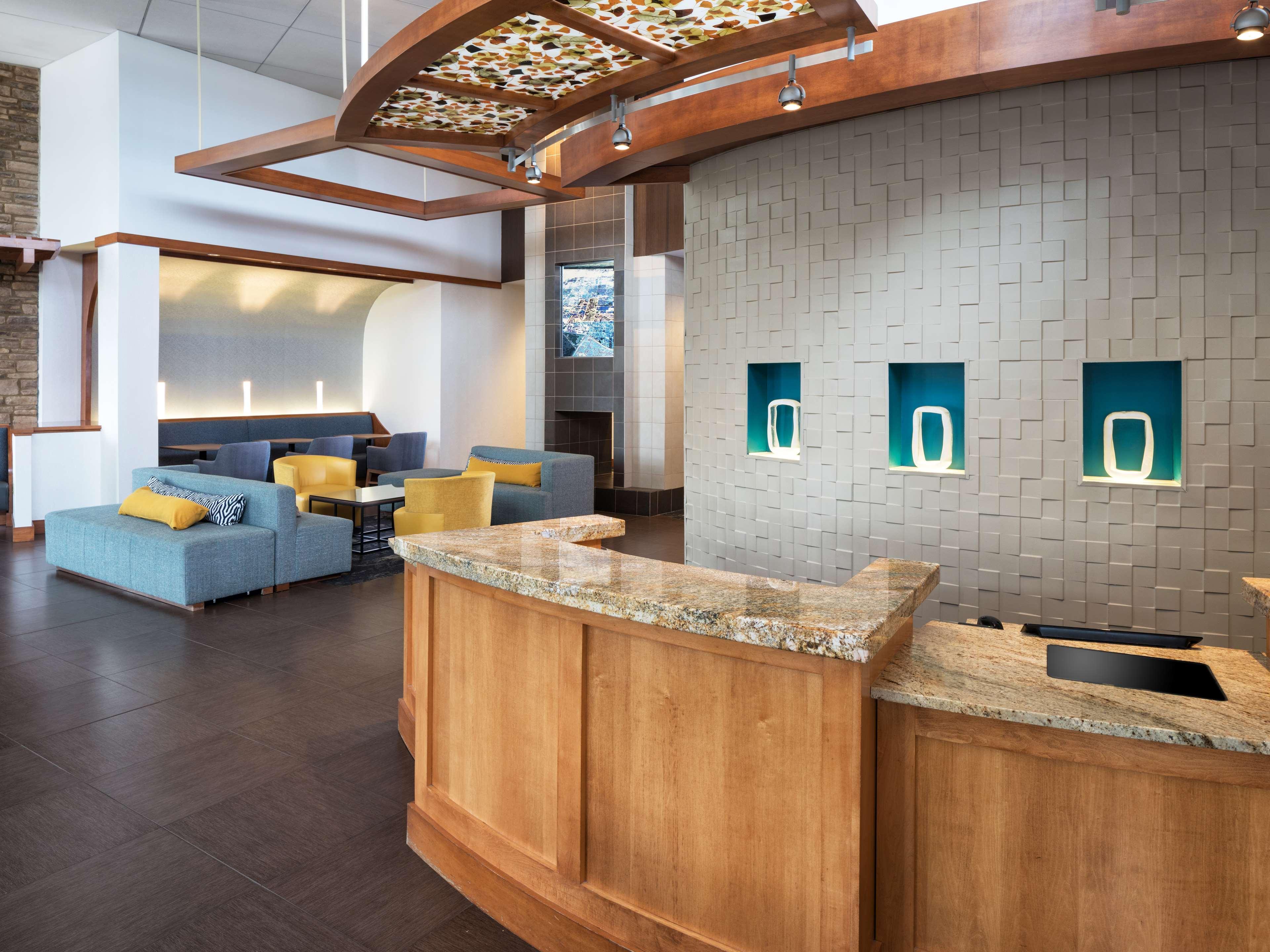 Hyatt Place South Bend/mishawaka 4*